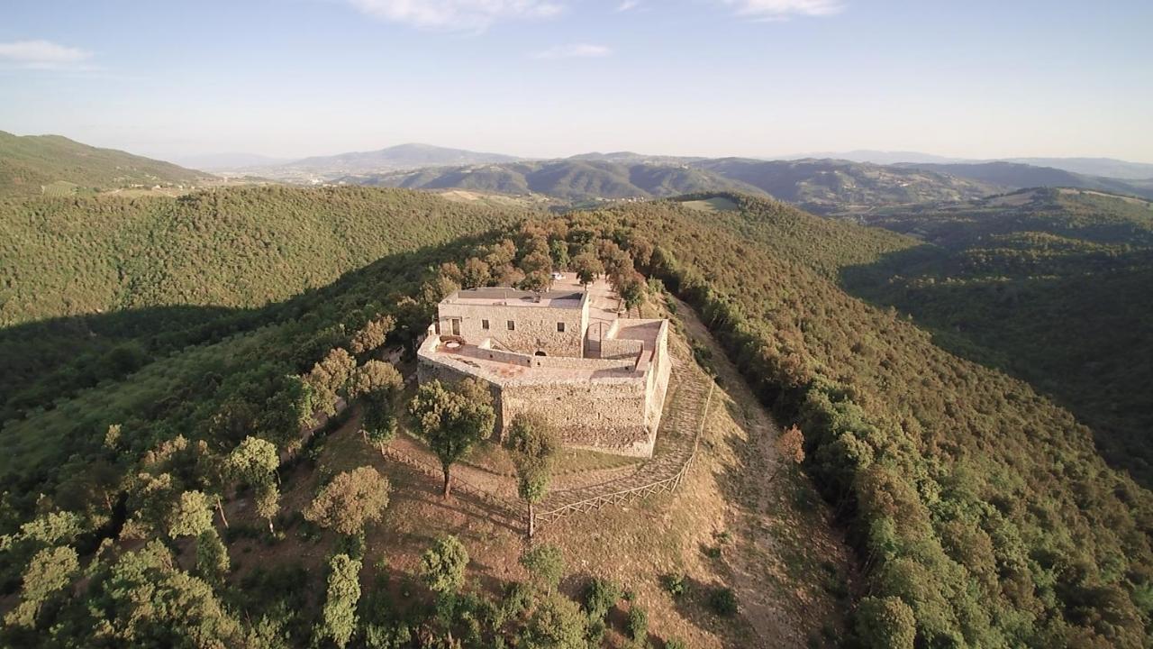 Tenuta Di Forte Sorgnano Gualdo Cattaneo Bagian luar foto