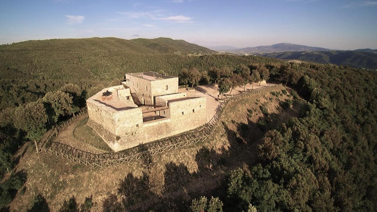 Tenuta Di Forte Sorgnano Gualdo Cattaneo Bagian luar foto