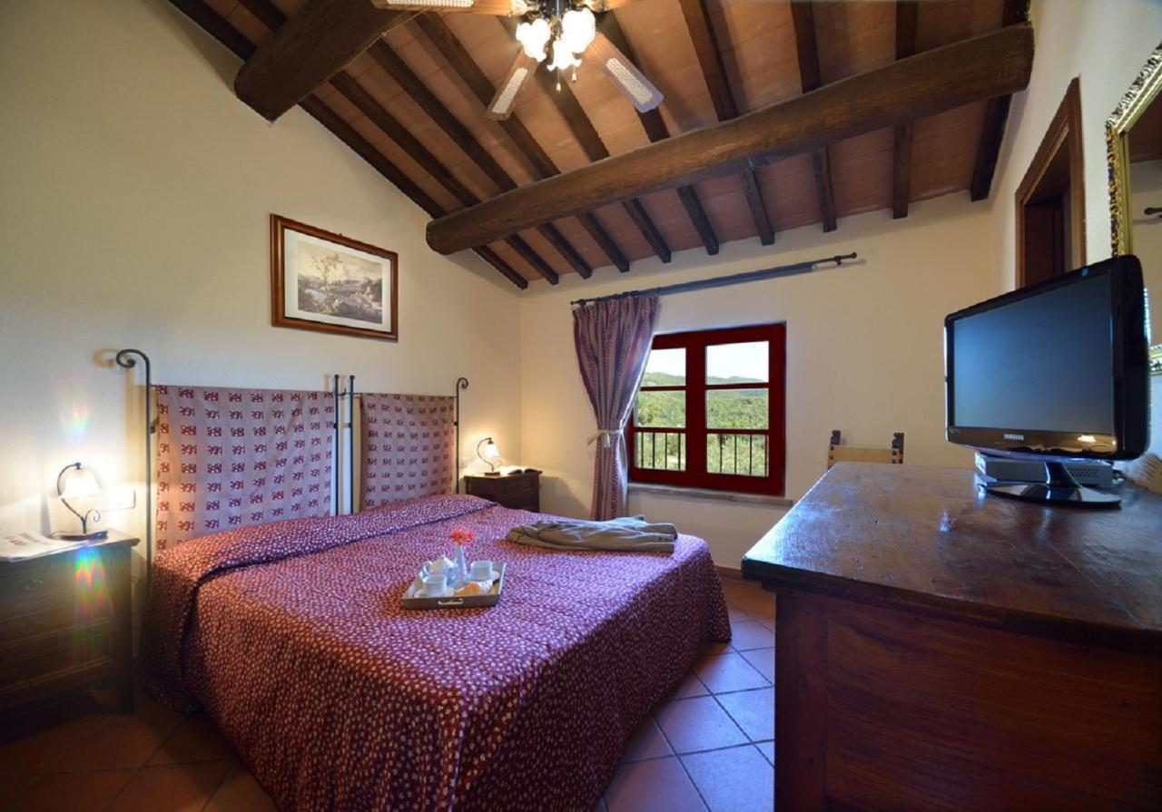 Tenuta Di Forte Sorgnano Gualdo Cattaneo Bagian luar foto