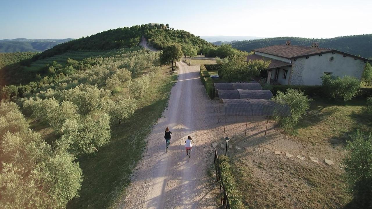 Tenuta Di Forte Sorgnano Gualdo Cattaneo Bagian luar foto