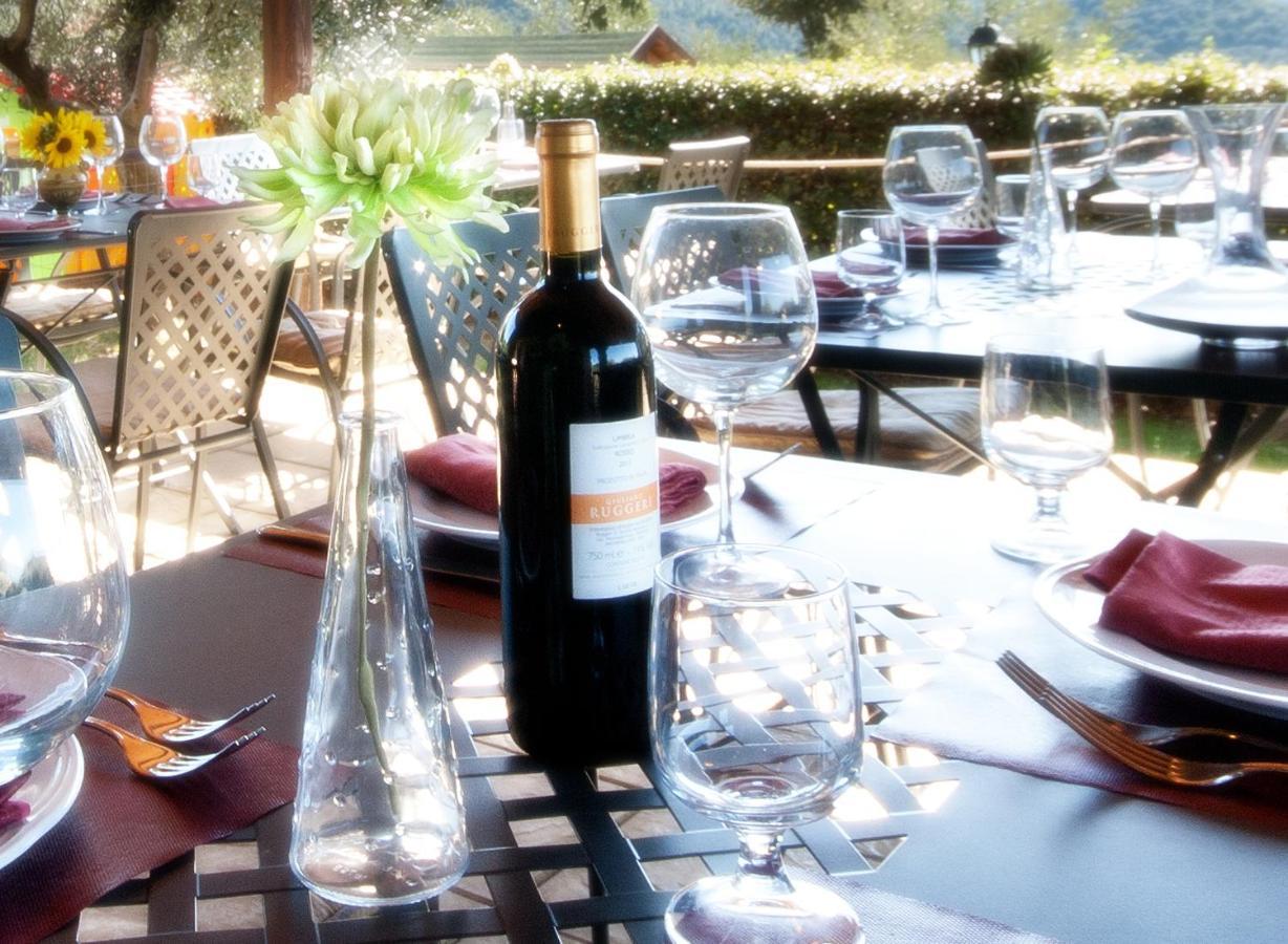 Tenuta Di Forte Sorgnano Gualdo Cattaneo Bagian luar foto