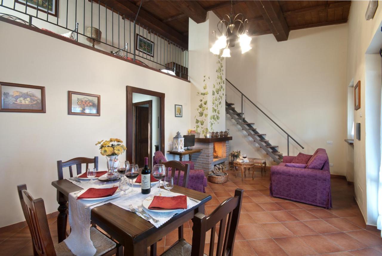 Tenuta Di Forte Sorgnano Gualdo Cattaneo Ruang foto